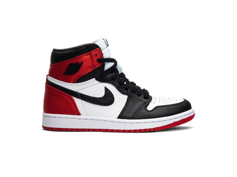 Wmns Air Jordan 1 Retro High Satin Noir Toe Baskets CD0461 016