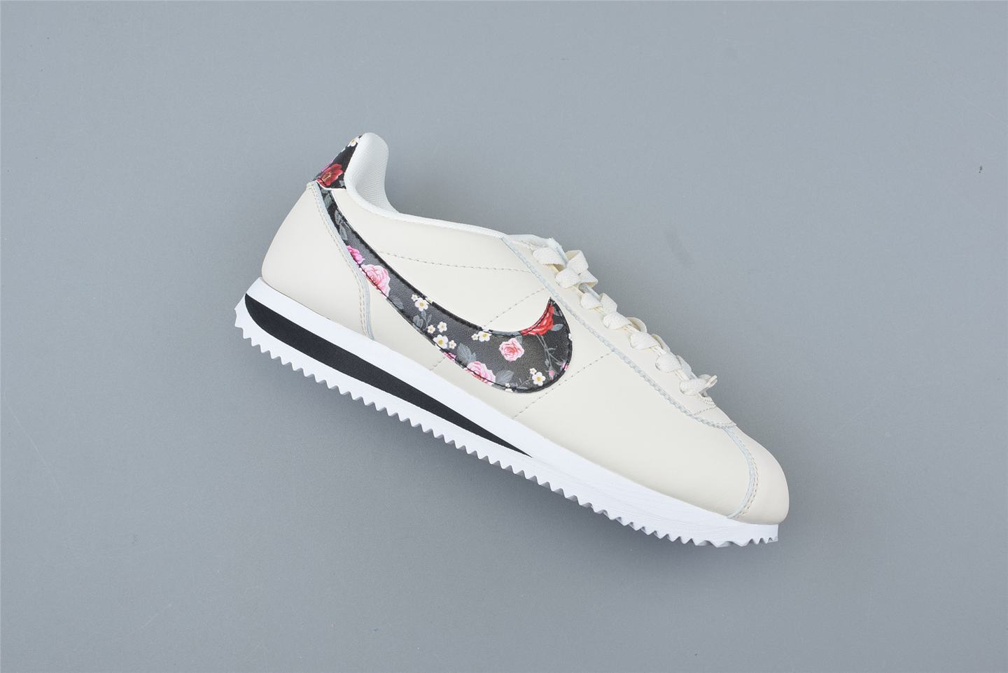 Nike Cortez Basic Vintage Floral GS Baskets Ivoire Pâle BQ5297 100