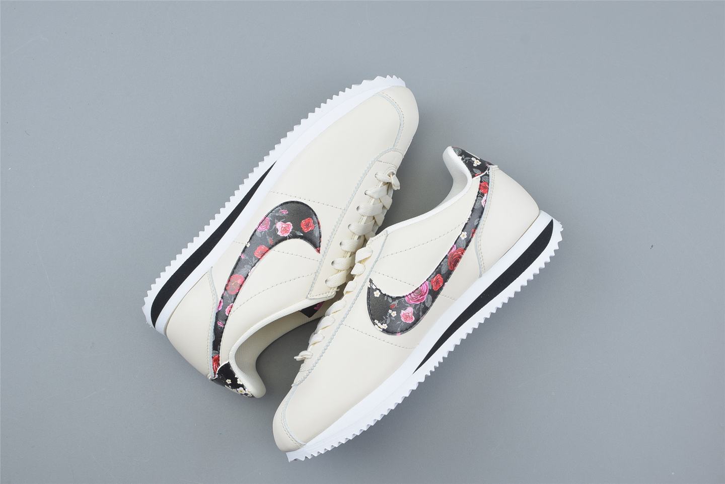 Nike Cortez Basic Vintage Floral GS Baskets Ivoire Pâle BQ5297 100