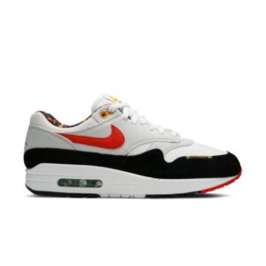 Nike Air Max 1 Live Together, baskets Play Together Blanc/Rouge Chili/Poussière de photons/Bleu astronomie/Or universitaire/Vert chanceux 178232