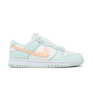 Nike Wmns Dunk Low À peine vert gris DD1503 104