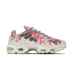 Baskets Wmns Nike Air Max Plus C Gunsmoke Blanc AJ8856 100