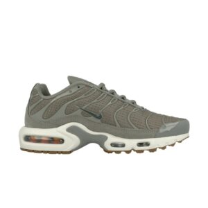 Baskets Wmns Nike Air Max Plus Dark Stucco Blanc 605112 053