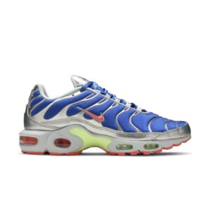 Femmes Nike Air Max Plus Ultraman Baskets Blanc CU4819 400