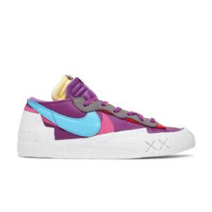 Baskets KAWS x sacai x Nike Blazer Low Violet Dusk DM7901 500