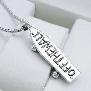 Vans Off The Wall Pendentif en acier argent 333052