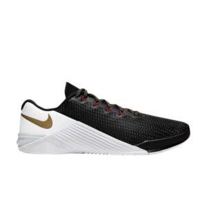 Baskets Wmns Nike Metcon 5 Noir Métallique Or Gris AO2982 076