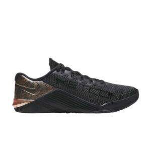 Baskets Wmns Nike Metcon 5 Noir Rose Or Crème AT3145 060