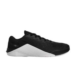 Baskets Wmns Nike Metcon 5 Noir Blanc AO2982 010