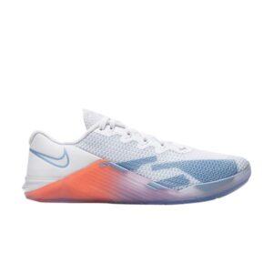 Wmns Nike Metcon 5 Premium Baskets à semelle ombrée CJ0818 146