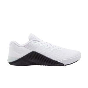 Baskets Wmns Nike Metcon 5 Blanc Noir AO2982 110