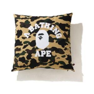 BAPE 1st Camo College Coussin Carré Jaune Jaune 350299