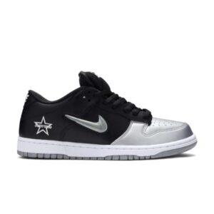 Supreme x Nike Dunk SB Low QS Argent Métallisé CK3480 001