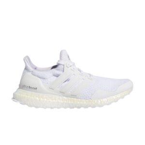 Femmes adidas UltraBoost Aged Boost - Triple Blanc FY2898