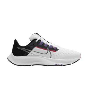 Baskets Wmns Nike Air Zoom Pegasus 38 Blanc Métallisé Argent CW7358 101