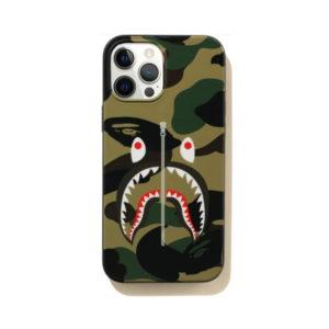 Coque de protection BAPE 1st Camo Shark iPhone Pro Max Case Vert Gris 432163