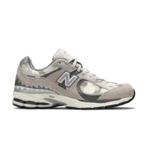 BAPE x New Balance 2002R Apes Together Strong Baskets – Gris Camo M2002RBG