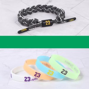 Jinduo James Logo Glow 5 Ensemble de bracelets Violet 435910