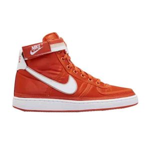 Nike Vandal High Supreme Vintage Baskets Corail 318330 800
