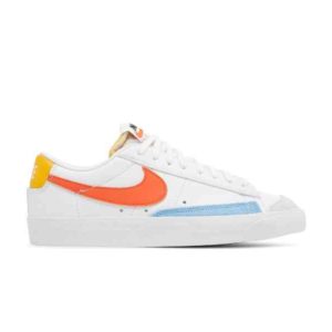 Baskets Wmns Nike Blazer Low '77 Blanc Orange Gris DC4769 105