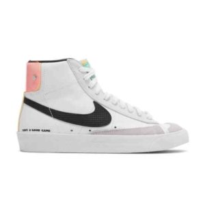 Baskets Wmns Nike Blazer Mid '77 Have A Good Game DO2331 101