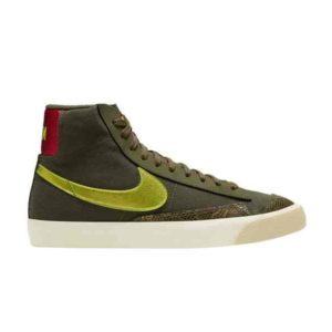 Baskets Wmns Nike Blazer Mid '77 Olive Snakeskin Noir CZ0462 200