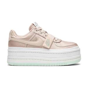 Baskets Wmns Nike Vandal Doublestack Surprise AO2868 200