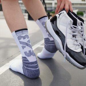 Chaussettes de sport Ehot 3X3 Blanc-Gris Crew Chaussettes 479014