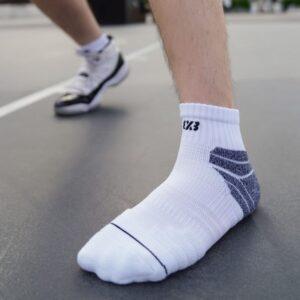 Chaussettes de sport Ehot 3X3 blanc-gris chaussettes courtes 478992