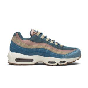 Baskets Wmns Nike Air Max 95 LX Poney Noir AA1103 002