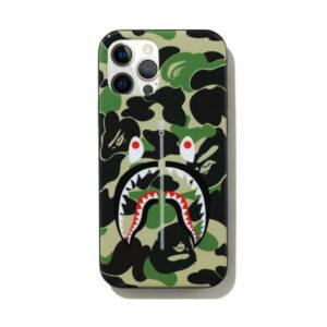 Coque de protection BAPE ABC Camo Shark iPhone 12/12 Pro Case Vert Vert 491610