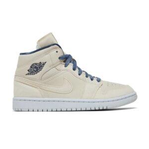 Femmes Air Jordan 1 Mid SE Sanddrift Baskets Bleu DM9126 104