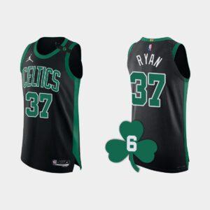 Maillot de basket-ball 2022-23 Boston Celtics #37 Matt Ryan noir authentique numéro de retraité blanc 562154