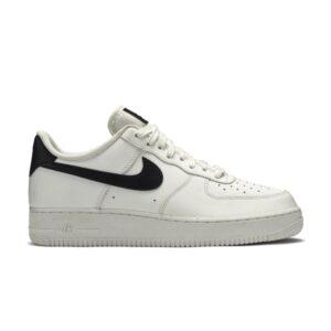 Baskets Wmns Nike Air Force 1 '07 Blanc Noir Noir 315115 152