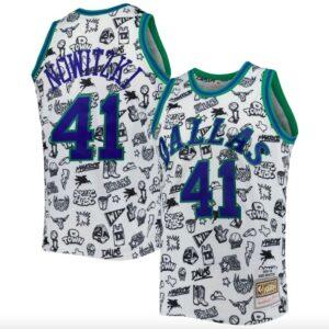Maillot de basket-ball 1998-99 Dallas Mavericks # 41 Dirk Nowitzki Mitchell & Ness Doodle Maillot blanc Tang 585323