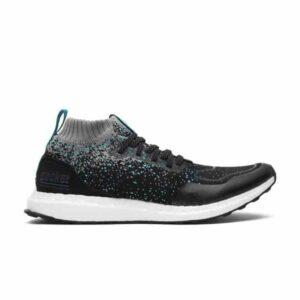 Solebox x Packer Chaussures x adidas UltraBoost Mid Core Noir Energy Bleu CM7882