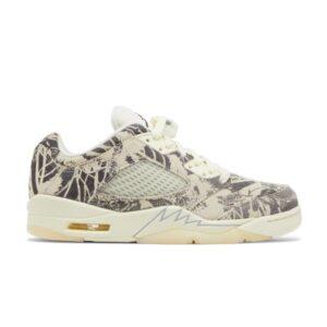 Wmns Air Jordan 5 Retro Low Expression Baskets Noir DA8016 100