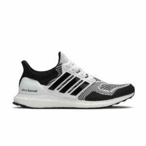 adidas UltraBoost 1.0 DNA Cookies et crème H68156