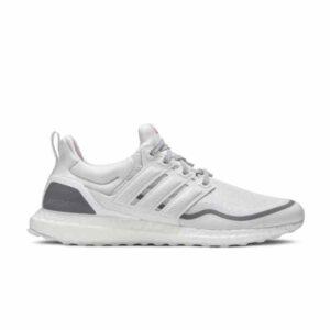 adidas UltraBoost Réfléchissant Cristal Blanc EG8104