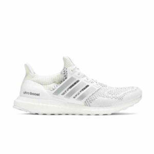 Baskets Show Me The Money x adidas UltraBoost blanches FW8232