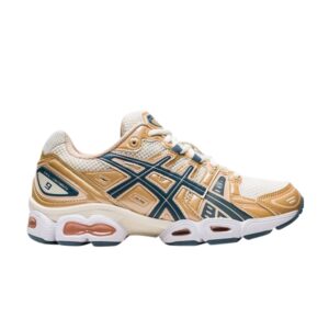Baskets Wmns Asics Gel Nimbus 9 Crème Ironclad 1202A278 102