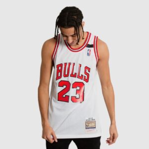 Maillot de basket-ball 1991-1992 Chicago Bulls Michael Jordan #23 Maillot blanc classique authentique en bois dur 692630