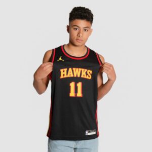 Maillot de basket-ball 2021-22 Atlanta Hawks Trae Young #11 Youth Swingman Statement Edition Maillot noir noir 691534