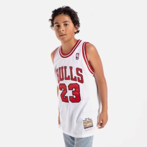 Maillot de basket-ball 1997-98 Chicago Bulls Michael Jordan #23 Maillot blanc authentique pour jeunes Blanc 696716