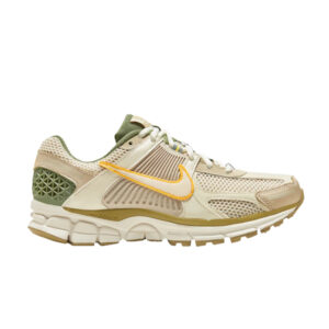 Baskets Wmns Nike Air Zoom Vomero 5 Pale Ivory Oil Green FQ6868 181