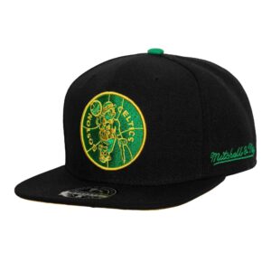 Mitchell & Ness Return Of The Mac Ajusté HWC Boston Celtics Chapeau Noir 734922