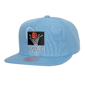 Mitchell & Ness Conference Patch Snapback HWC Cleveland Cavaliers Chapeau Bleu 741294