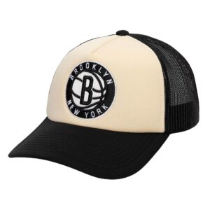 Mitchell & Ness Crème Trucker Snapback Brooklyn Nets Chapeau Beige 738035