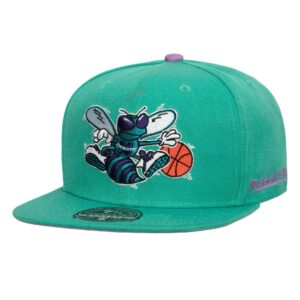 Mitchell & Ness Hyperteam Ajusté HWC Charlotte Hornets Chapeau Blanc 740464