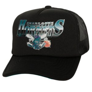 Mitchell & Ness Rock On Trucker HWC Charlotte Hornets Chapeau Noir 738045
